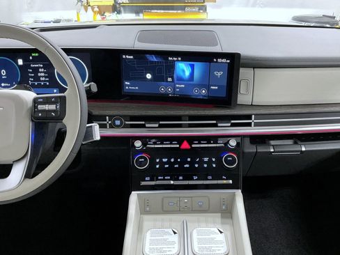 New 2026 Hyundai Santa Fe Calligraphy AWD/4WD image 13