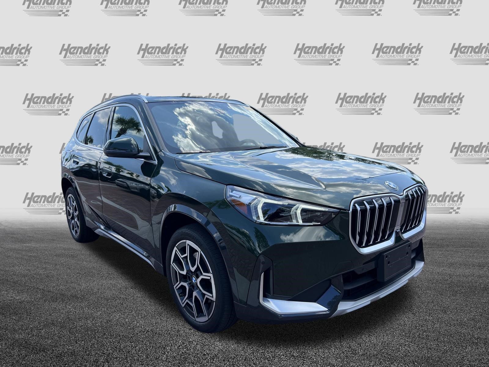 Certified 2025 BMW X1 xDrive28i w/ Premium Package AWD/4WD image 2