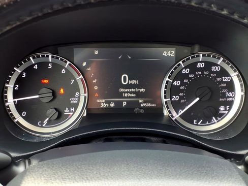 Certified 2023 Toyota Highlander L image 24