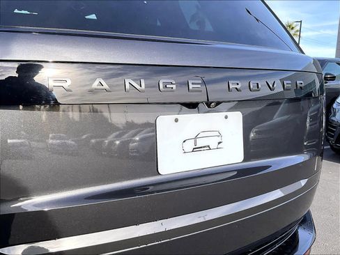 New 2025 Land Rover Range Rover SE image 26