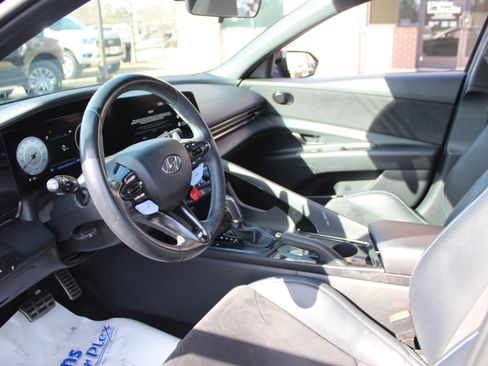 Used 2023 Hyundai Elantra N FWD image 13