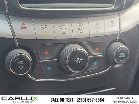Used 2018 Dodge Journey SE w/ Connectivity Group FWD image 27