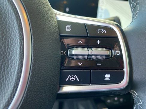 Used 2025 Kia Sorento EX image 26