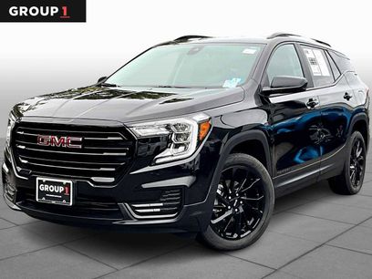 Used 2024 GMC Terrain SLE w/ Driver Convenience Package