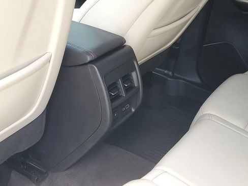 Used 2019 Cadillac XT4 Sport FWD image 14
