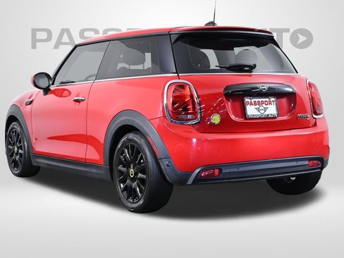Certified 2023 MINI Cooper SE image 6