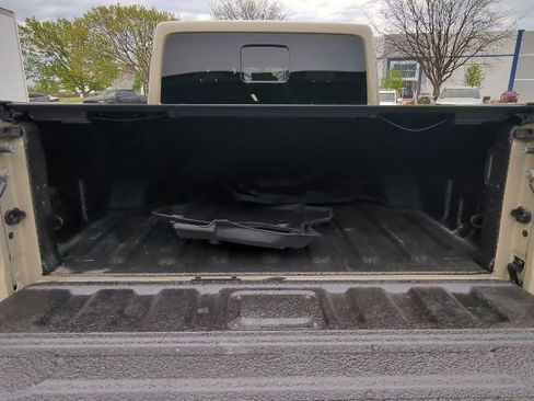 Used 2022 Jeep Gladiator Rubicon w/ LED Lighting Group image 20