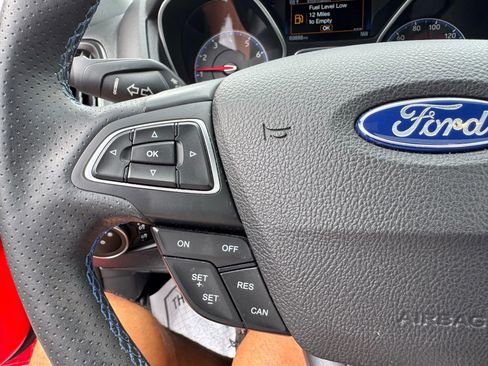 Used 2018 Ford Focus RS image 30