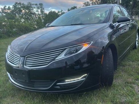 Used 2014 Lincoln MKZ Hybrid w/ Equipment Group 202A Reserve image 3