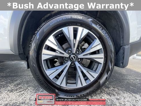 Used 2022 Nissan Rogue SV image 32