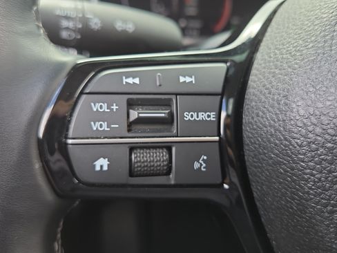 Used 2024 Honda Civic EX-L image 22