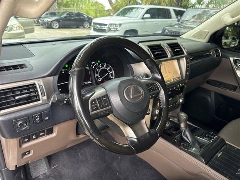 Used 2020 Lexus GX 460 Premium AWD/4WD image 12