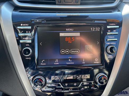 Used 2024 Nissan Murano SV w/ SV Midnight Edition Package image 19