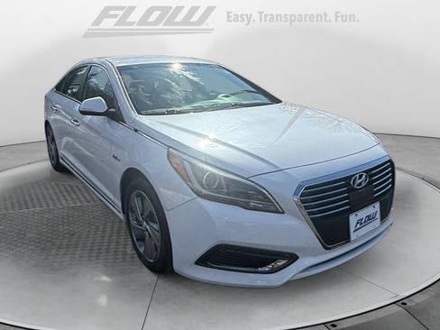 Used 2017 Hyundai Sonata Limited image 1