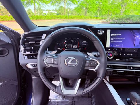 Used 2025 Lexus RX 350 Premium Plus w/ Convenience Package image 21