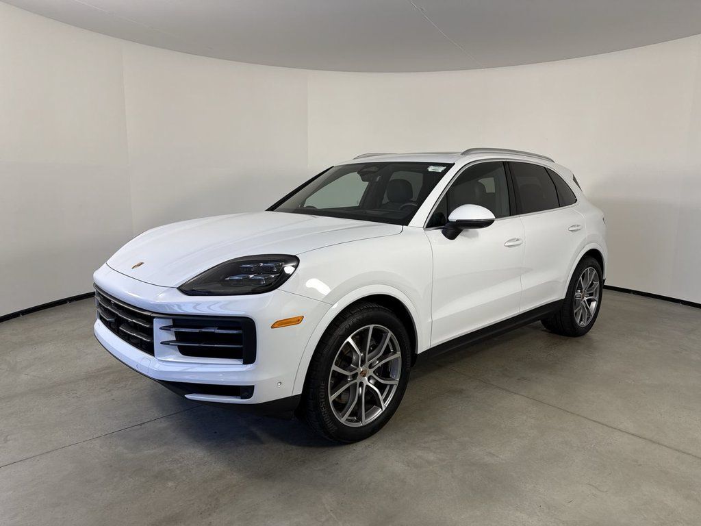 Certified 2026 Porsche Cayenne AWD/4WD image 1