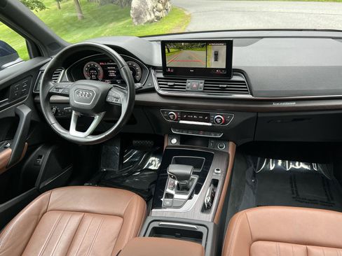 Used 2022 Audi Q5 2.0T Premium Plus w/ Premium Plus Package AWD/4WD image 6