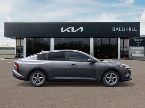 New 2025 Kia K4 LXS image 7