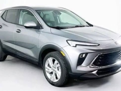 Used 2025 Buick Encore GX Preferred FWD image 3