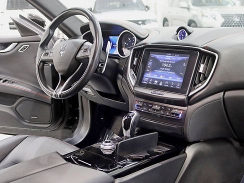 Used 2018 Maserati Ghibli S Q4 image 29