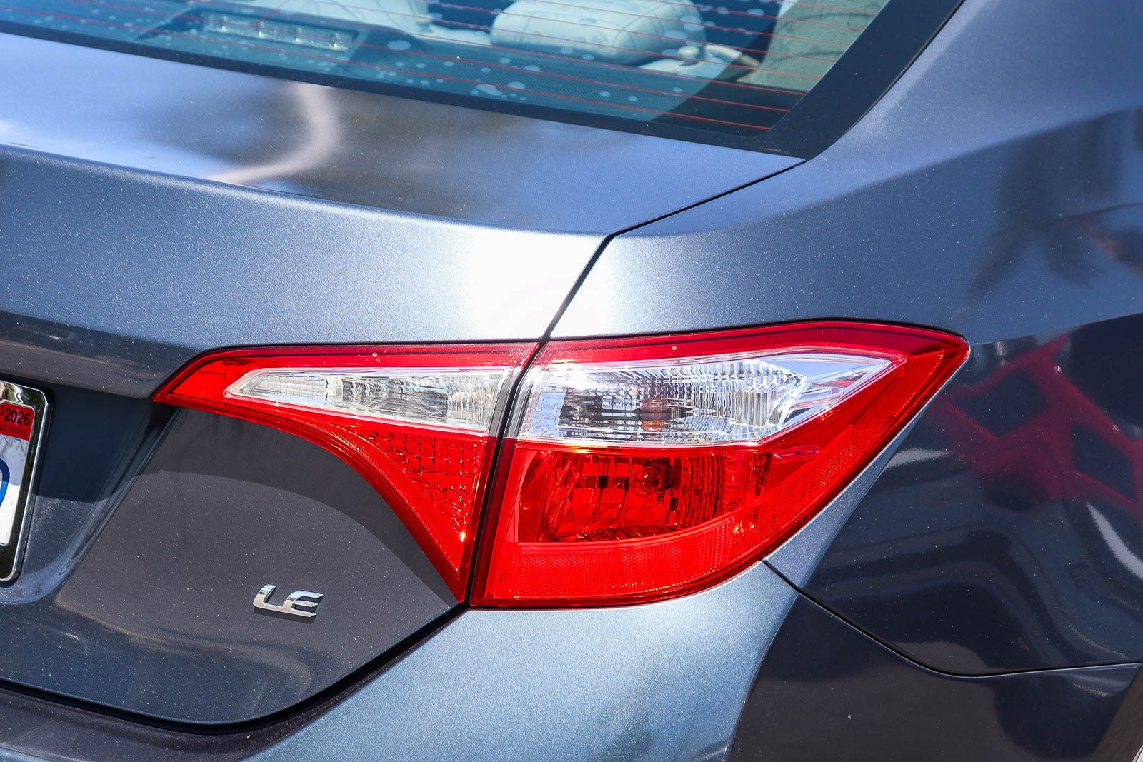 Used 2015 Toyota Corolla LE FWD image 9