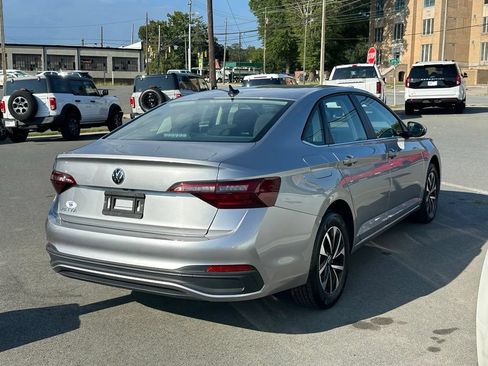 Used 2024 Volkswagen Jetta S FWD image 8