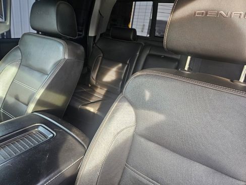 Used 2019 GMC Sierra 2500 Denali w/ Duramax Plus Package image 11
