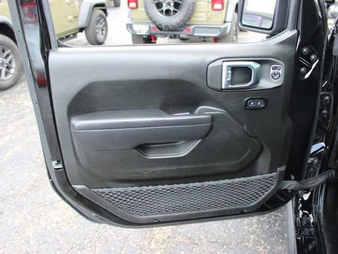 Used 2025 Jeep Wrangler Unlimited Sport S 4xe AWD/4WD image 11