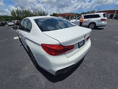 Used 2019 BMW 540i w/ M Sport Package RWD image 2