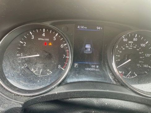 Used 2019 Nissan Rogue SL AWD/4WD image 10