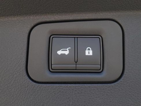 New 2026 Nissan Armada SL w/ Captain's Chari Seat Package AWD/4WD image 13