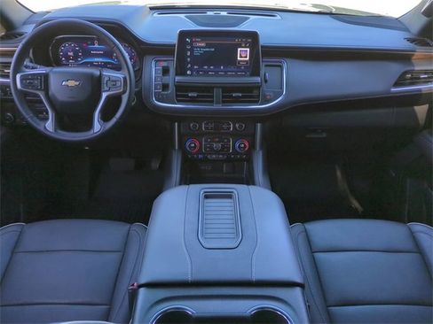 Used 2024 Chevrolet Tahoe Premier w/ Premium Package image 15