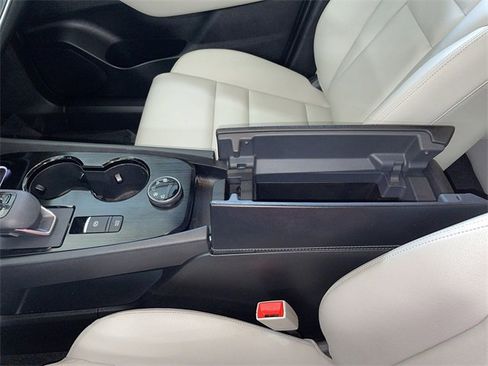 Certified 2024 Nissan Rogue SL image 25