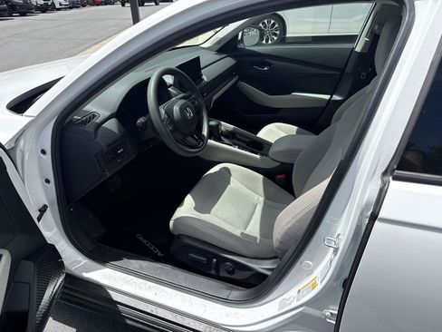 Certified 2023 Honda Accord EX image 14