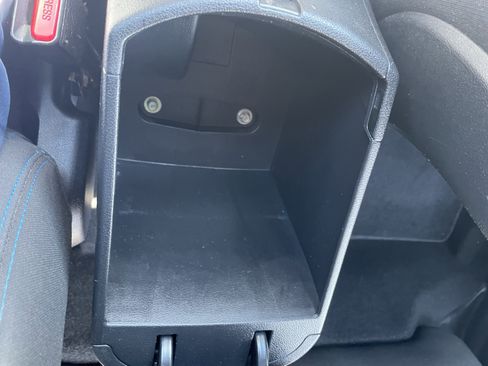 Used 2019 Hyundai Veloster 2.0 image 24