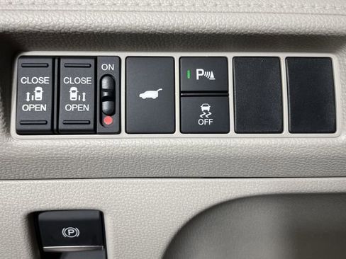 New 2026 Honda Odyssey Touring image 36