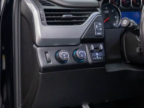 Used 2019 Chevrolet Tahoe Premier AWD/4WD image 20