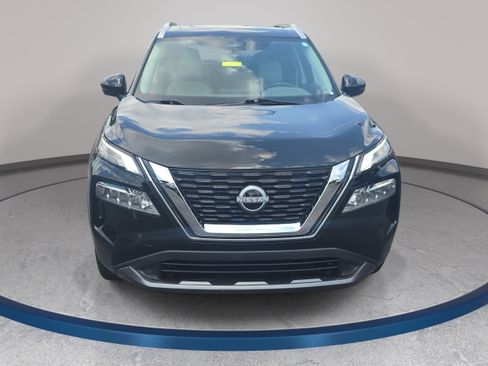 Used 2023 Nissan Rogue SL FWD image 2