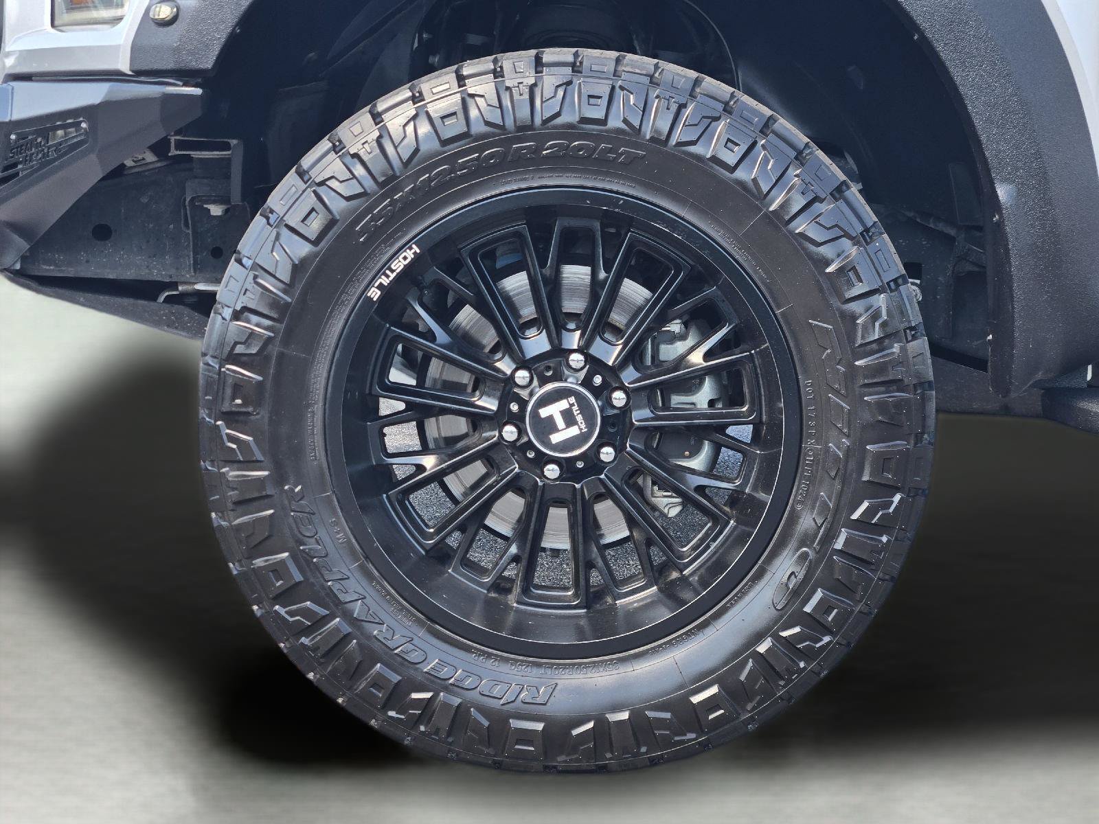 Used 2018 Ford F150 Raptor w/ Equipment Group 802A Luxury AWD/4WD image 11