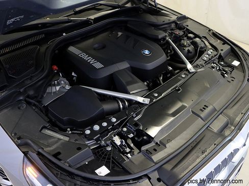 Certified 2024 BMW 530i xDrive w/ Premium Package image 39