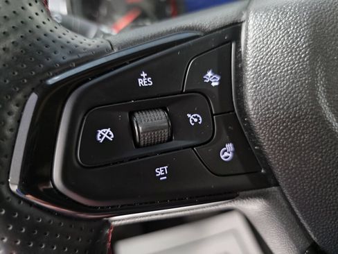 Used 2024 Chevrolet Trax RS w/ Driver Confidence Package FWD image 14