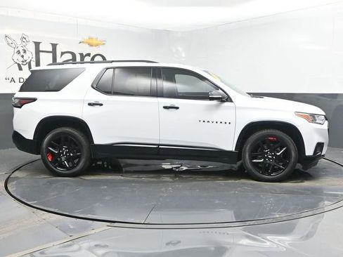 Used 2021 Chevrolet Traverse Premier w/ Redline Edition image 1