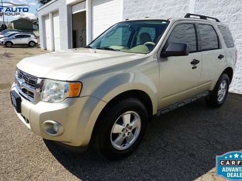 Used 2012 Ford Escape XLT image 3