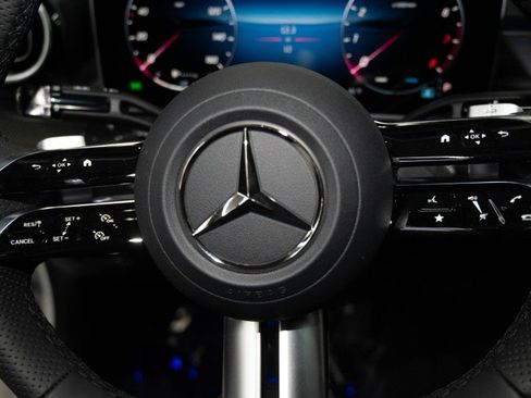 New 2026 Mercedes-Benz C 300 4MATIC Sedan image 25