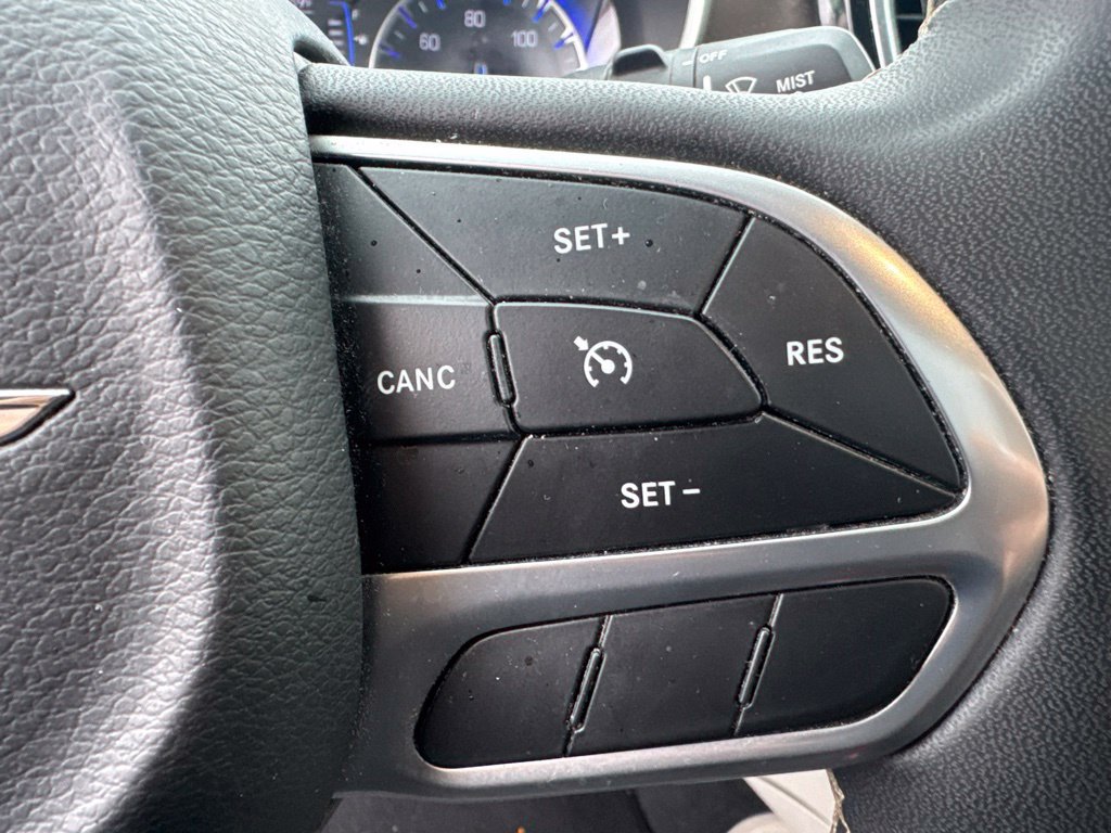 Used 2024 Chrysler Voyager LX FWD image 13