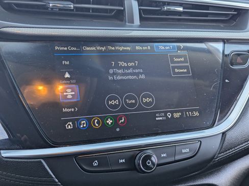 Used 2023 Buick Encore GX Select w/ Safety Package II image 22