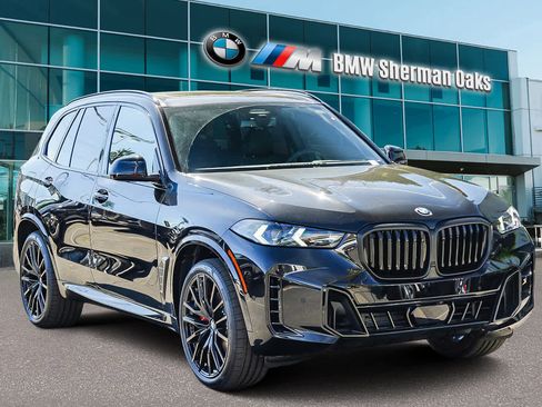 New 2026 BMW X5 sDrive40i w/ M Sport Package image 3