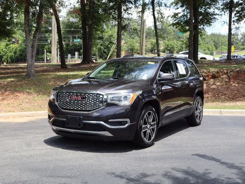 Used 2019 GMC Acadia Denali AWD/4WD image 5