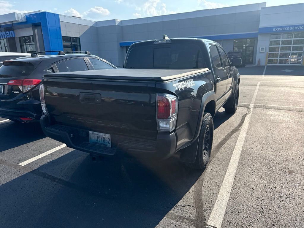 Used 2021 Toyota Tacoma TRD Off-Road AWD/4WD image 12