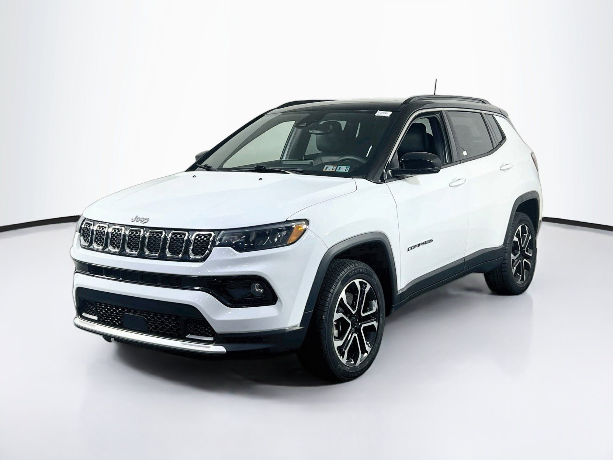 Used 2023 Jeep Compass Limited w/ Sun and Sound Group AWD/4WD image 1